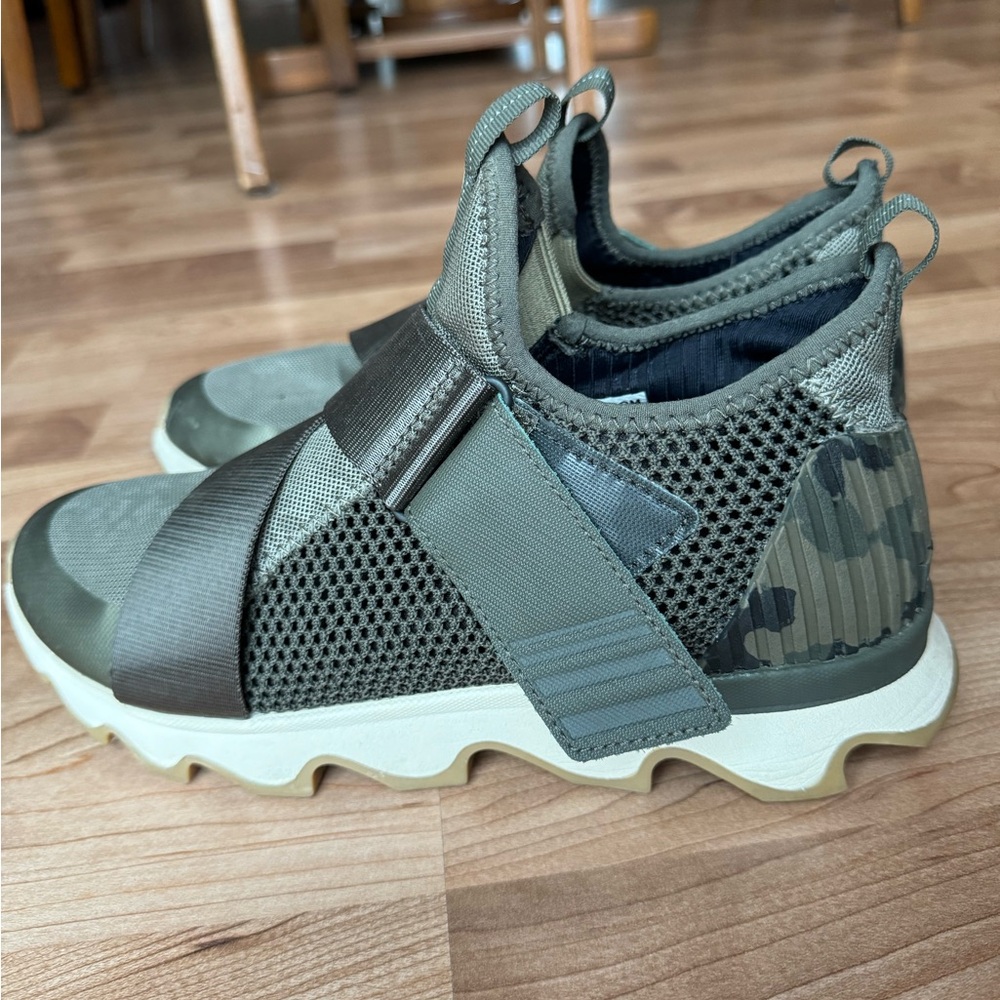KINETIC Sorel shoes